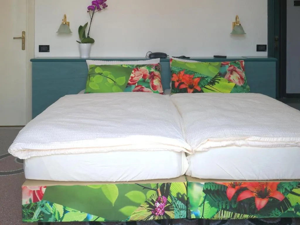 Hotel Flora Celle Ligure