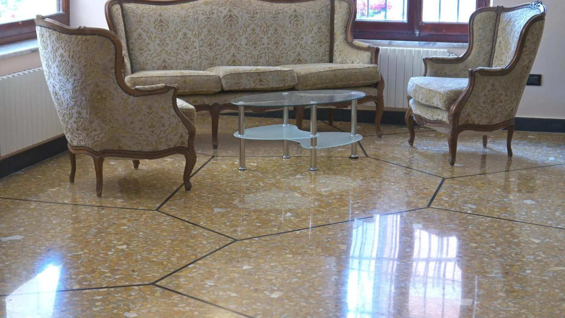 Hotel Flora Celle Ligure 3*,